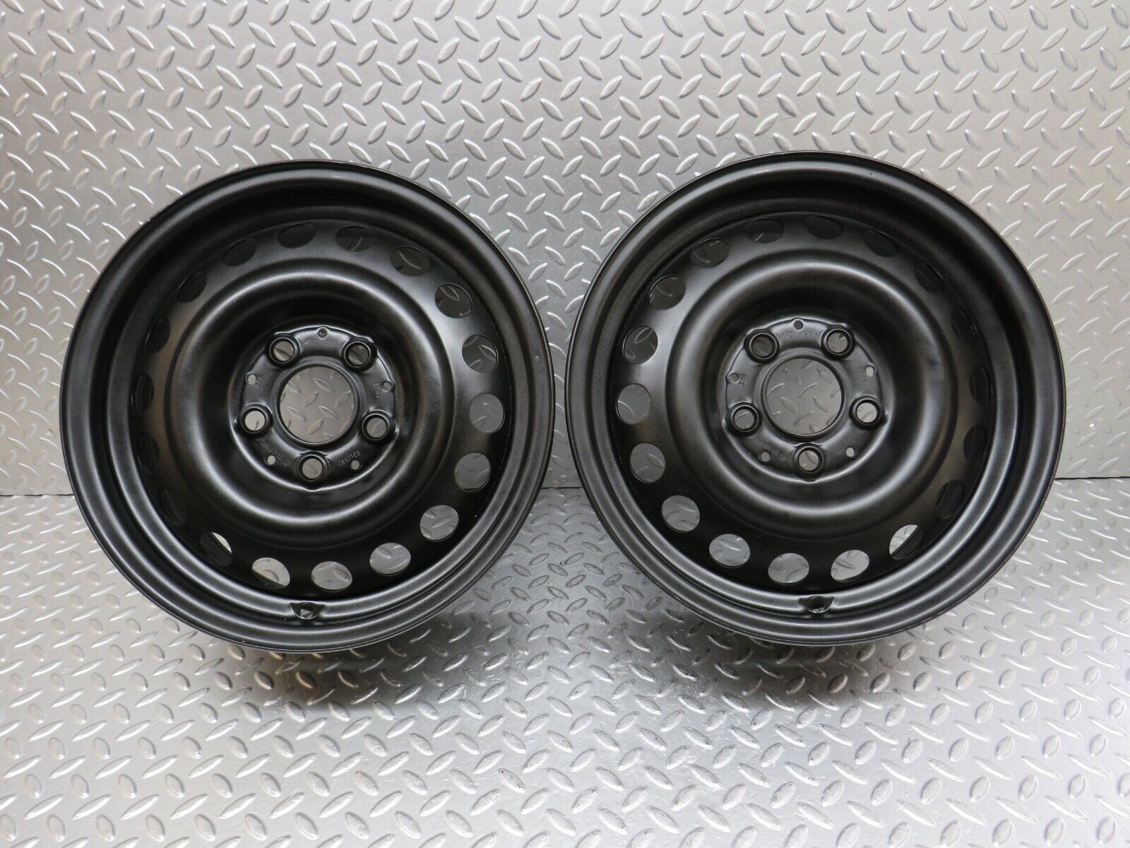 33881 Mercedes-Benz Steel Wheel Set 6Jx15H2 ET49 1244000602