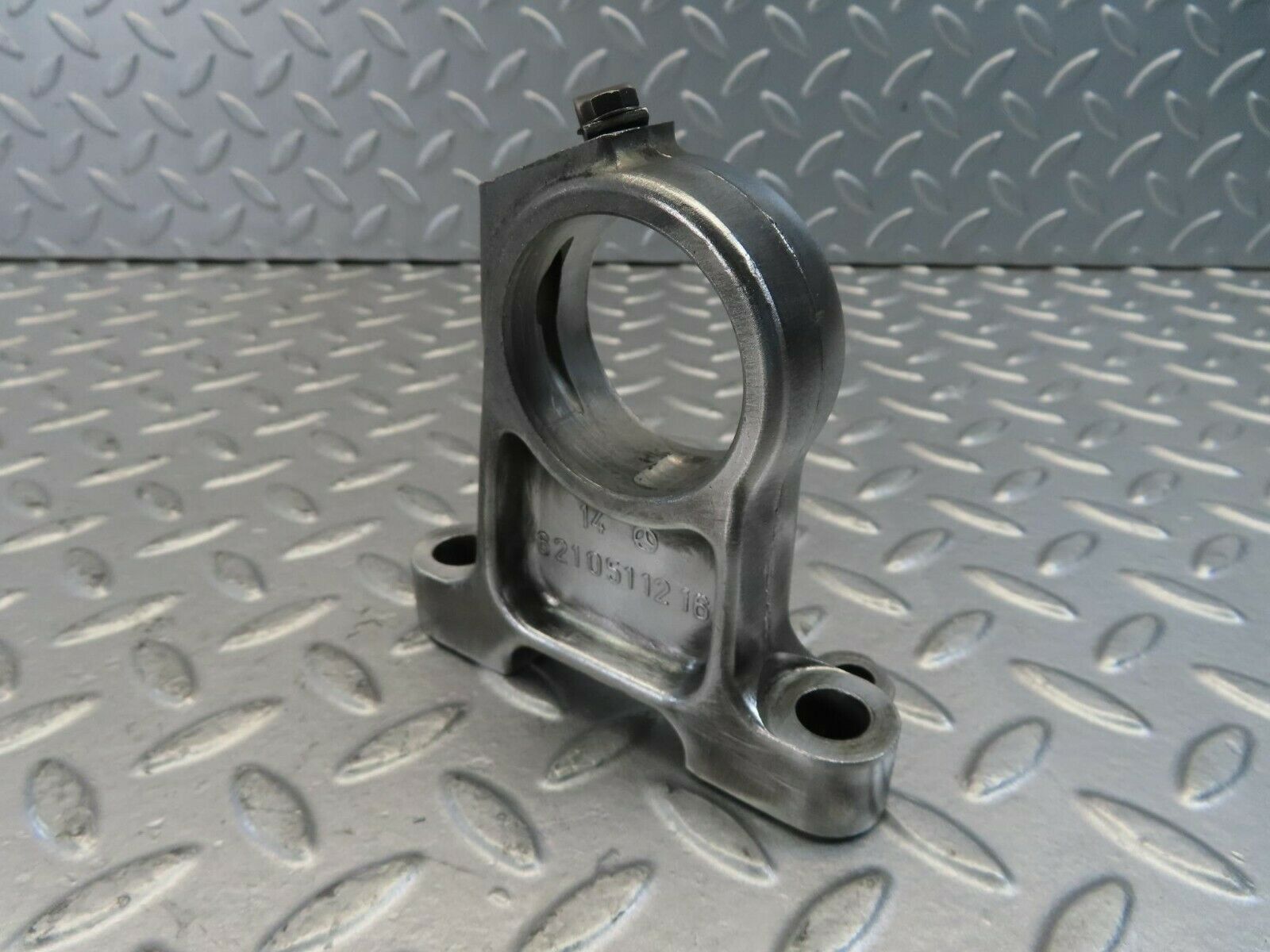 10964 Mercedes-Benz W115 220D Engine Camshaft Tower Bearing 6210511216