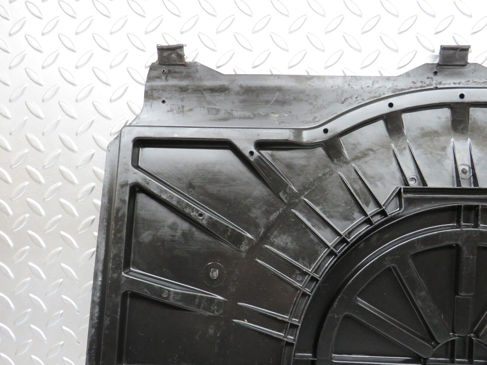 25167 Mercedes-Benz W201 190D Boot Trunk Spare Wheel Cover 2016931633