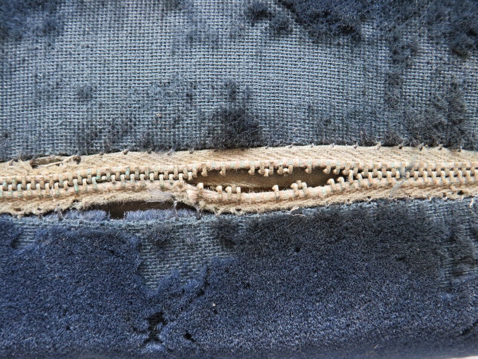 29959 Mercedes-Benz W116 450SEL Rear Seat Armrest Blue