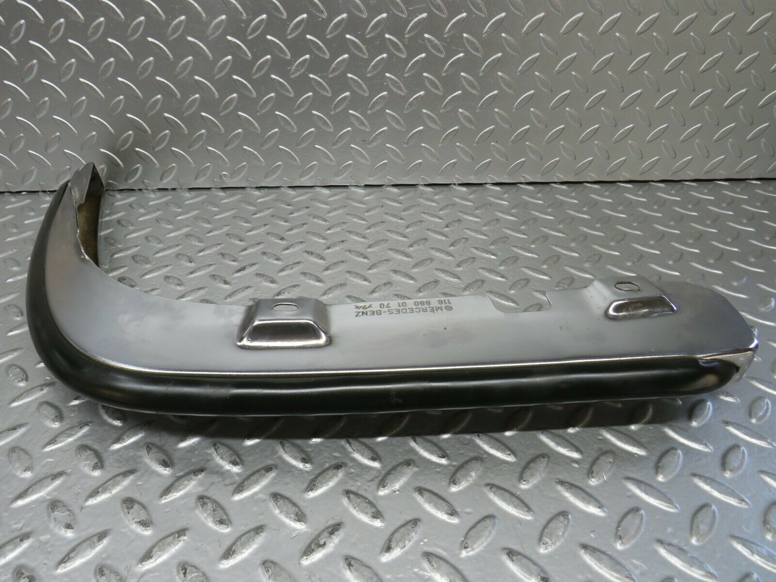 23239 Mercedes-Benz W116 350SE Front Left Upper Bumper Corner 1168800170