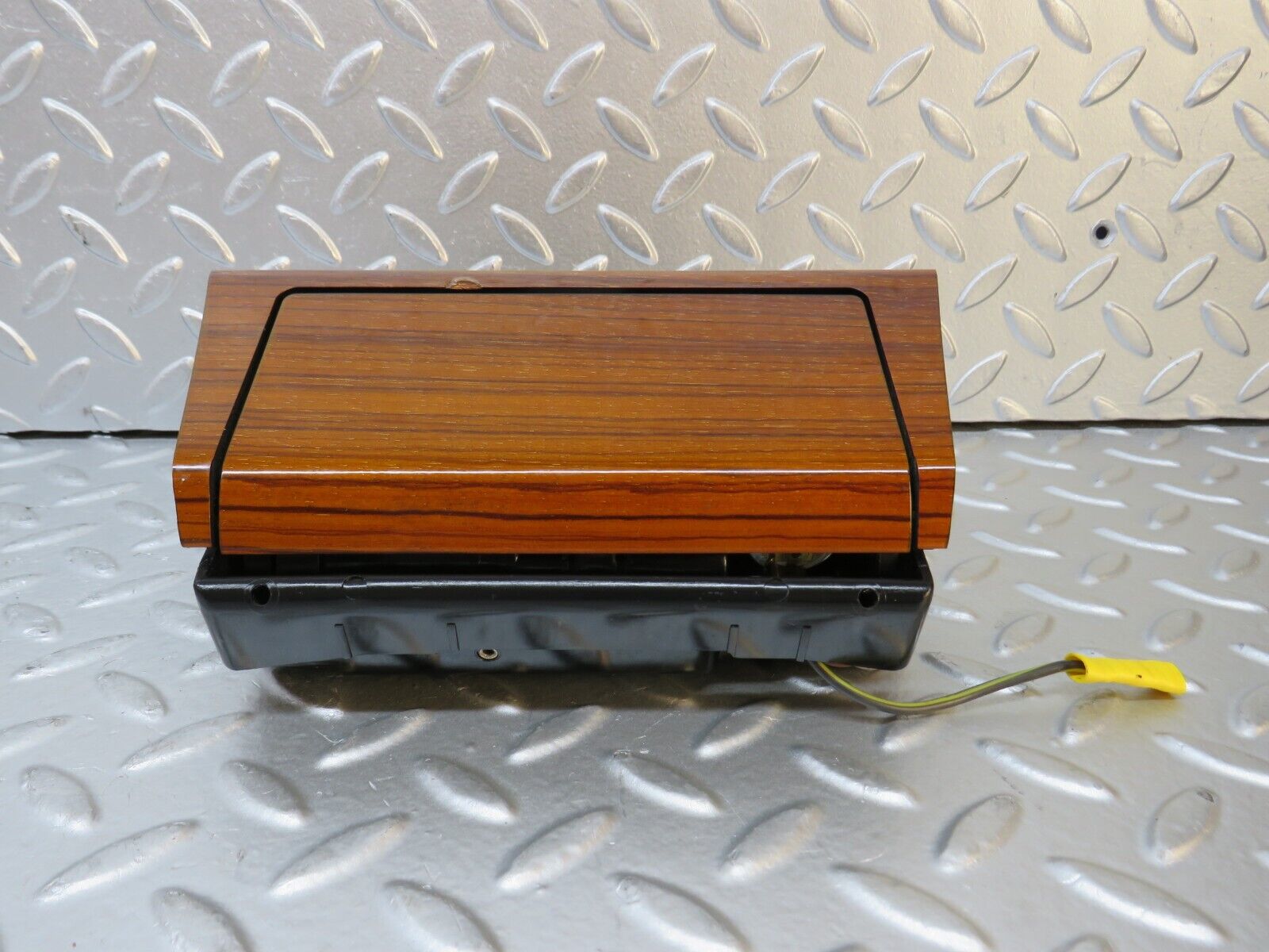 30274 Mercedes-Benz W124 230E Centre Console Ashtray Wood Finish