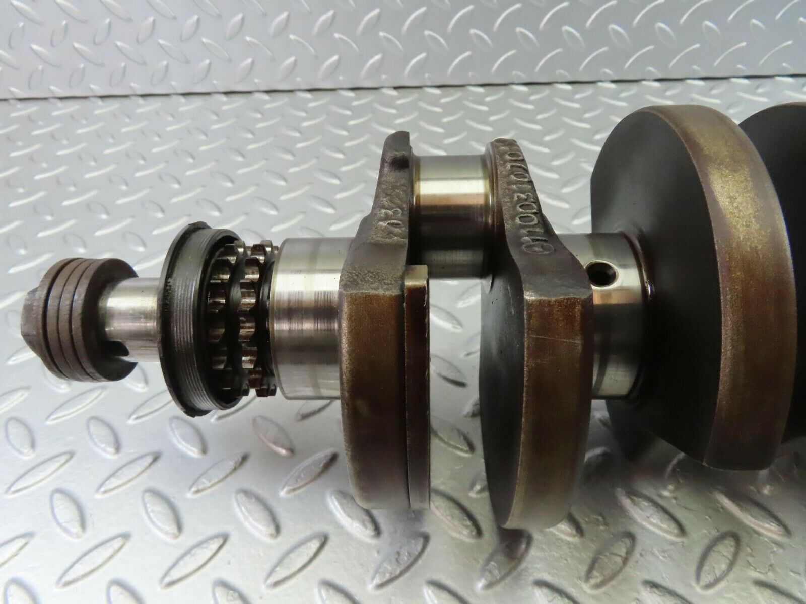 9879 Mercedes-Benz C123 280CE Coupe Crankshaft 1100310701