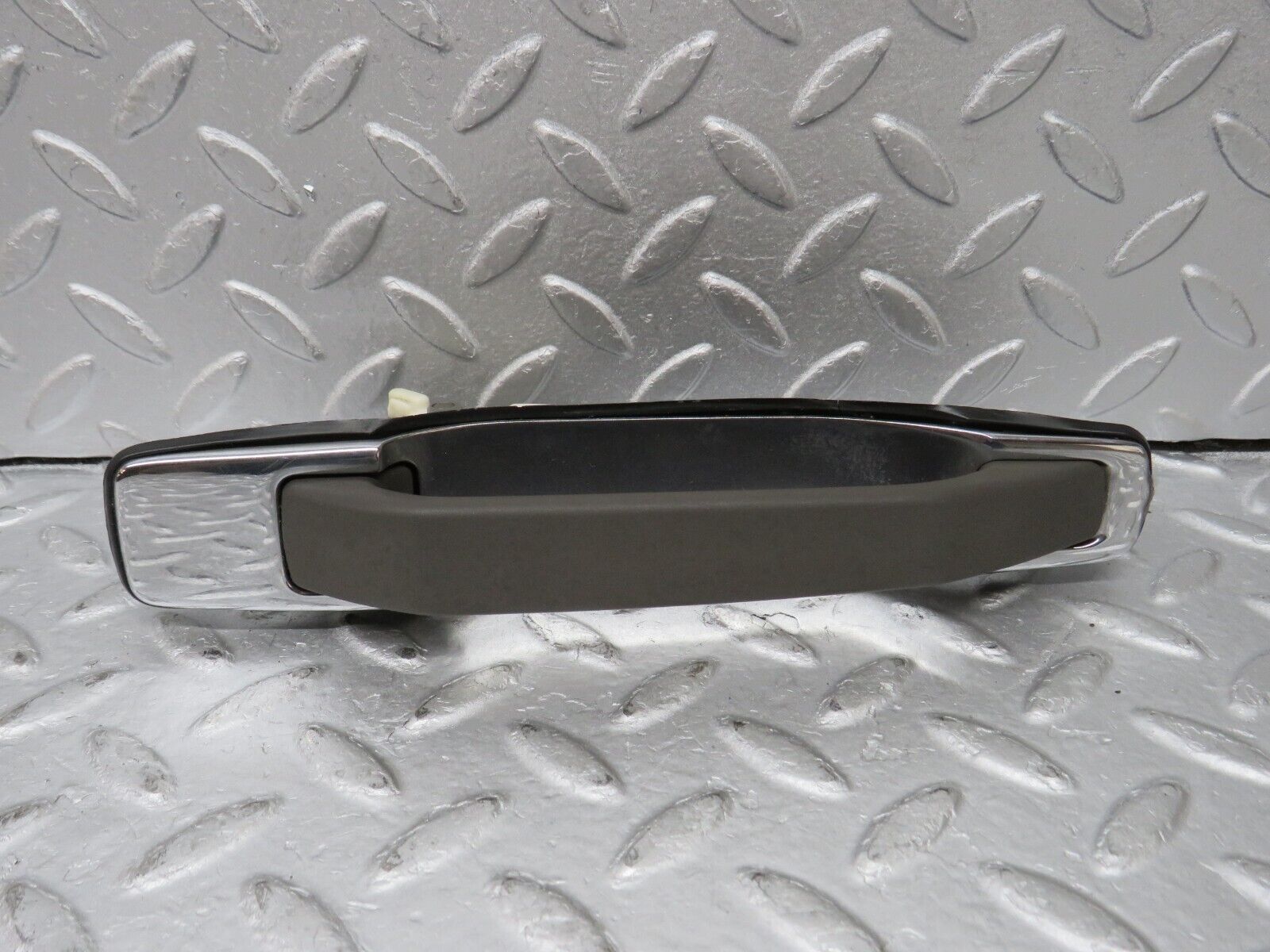 36188 Mercedes-Benz W126 420SE Rear Exterior Door Handle