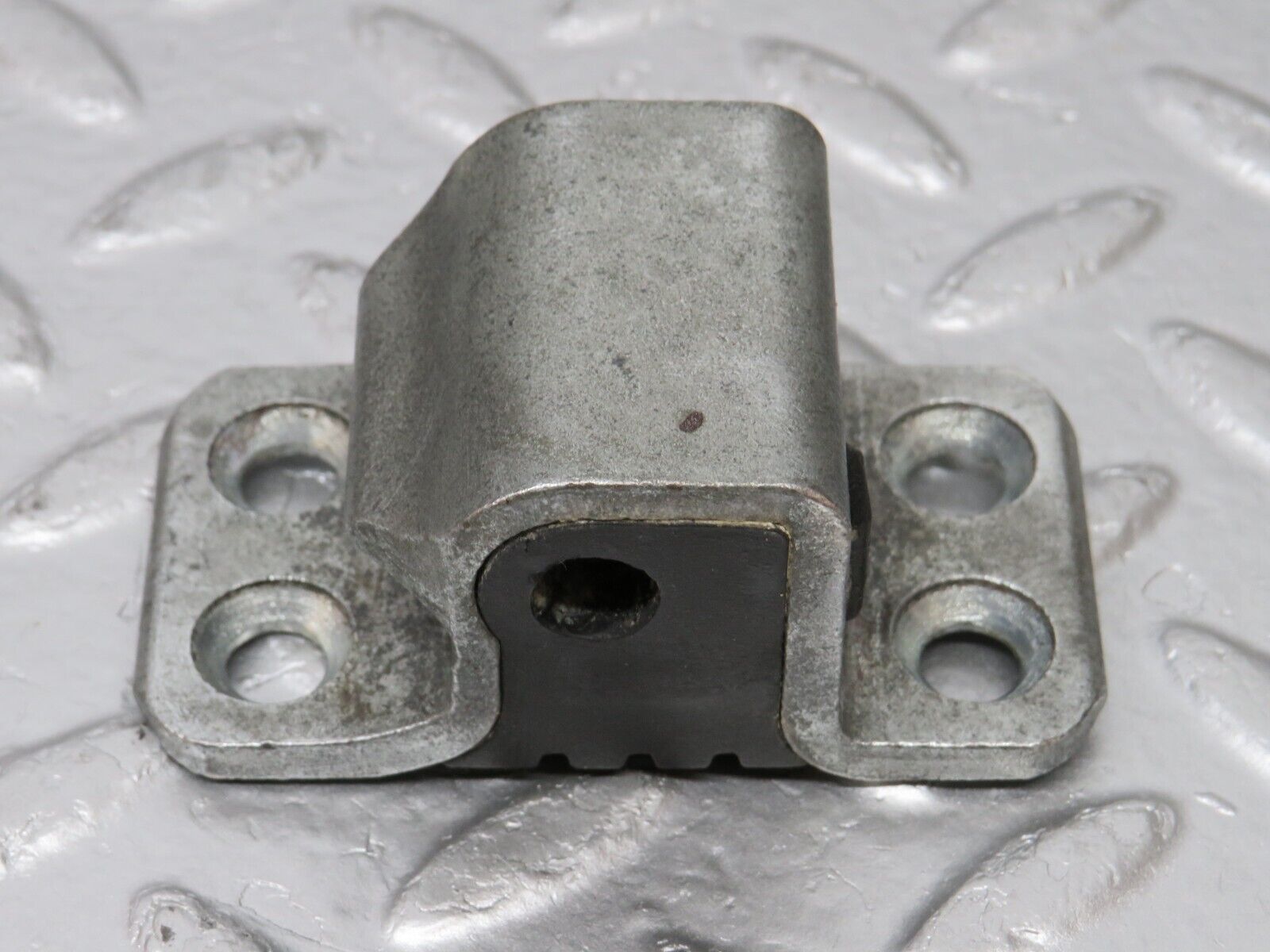 34425 Mercedes-Benz C126 380SEC Coupe Door Lock Latch Left Side