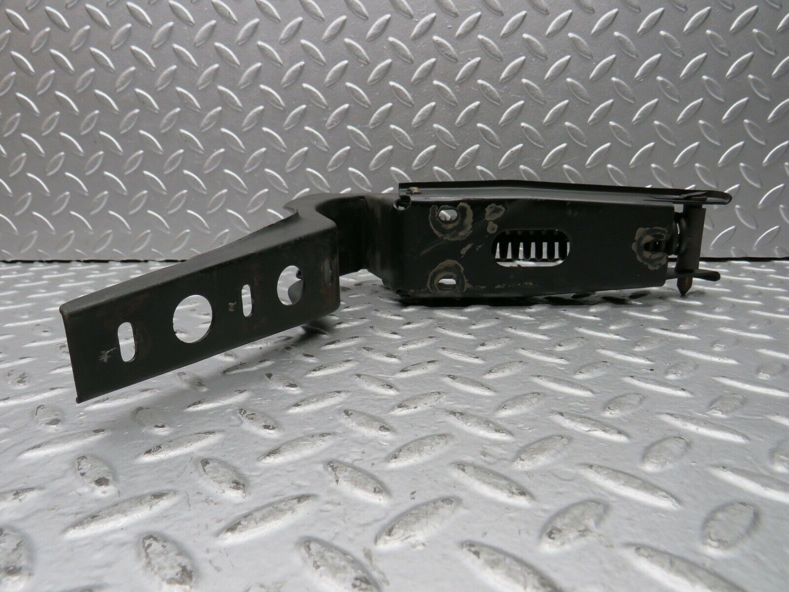 21917 Mercedes-Benz W121 190b Ponton Trunk Hinge With Spring