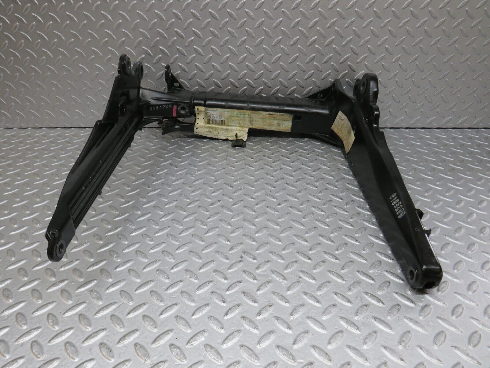 36833 Mercedes-Benz R129 300SL-24 Front Left Seat Base 1299190006 1299190206