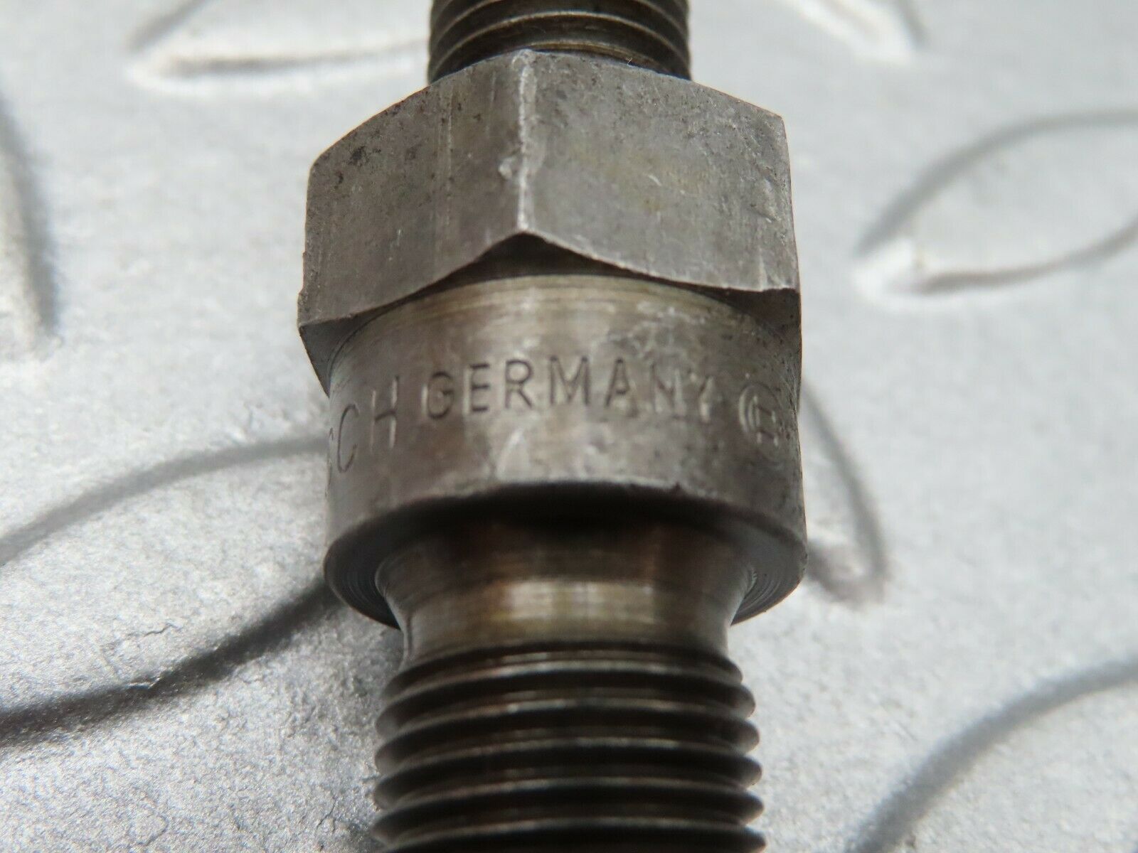 3519 Mercedes-Benz W108 280SE Fuel Injector Bosch DC8C45R2