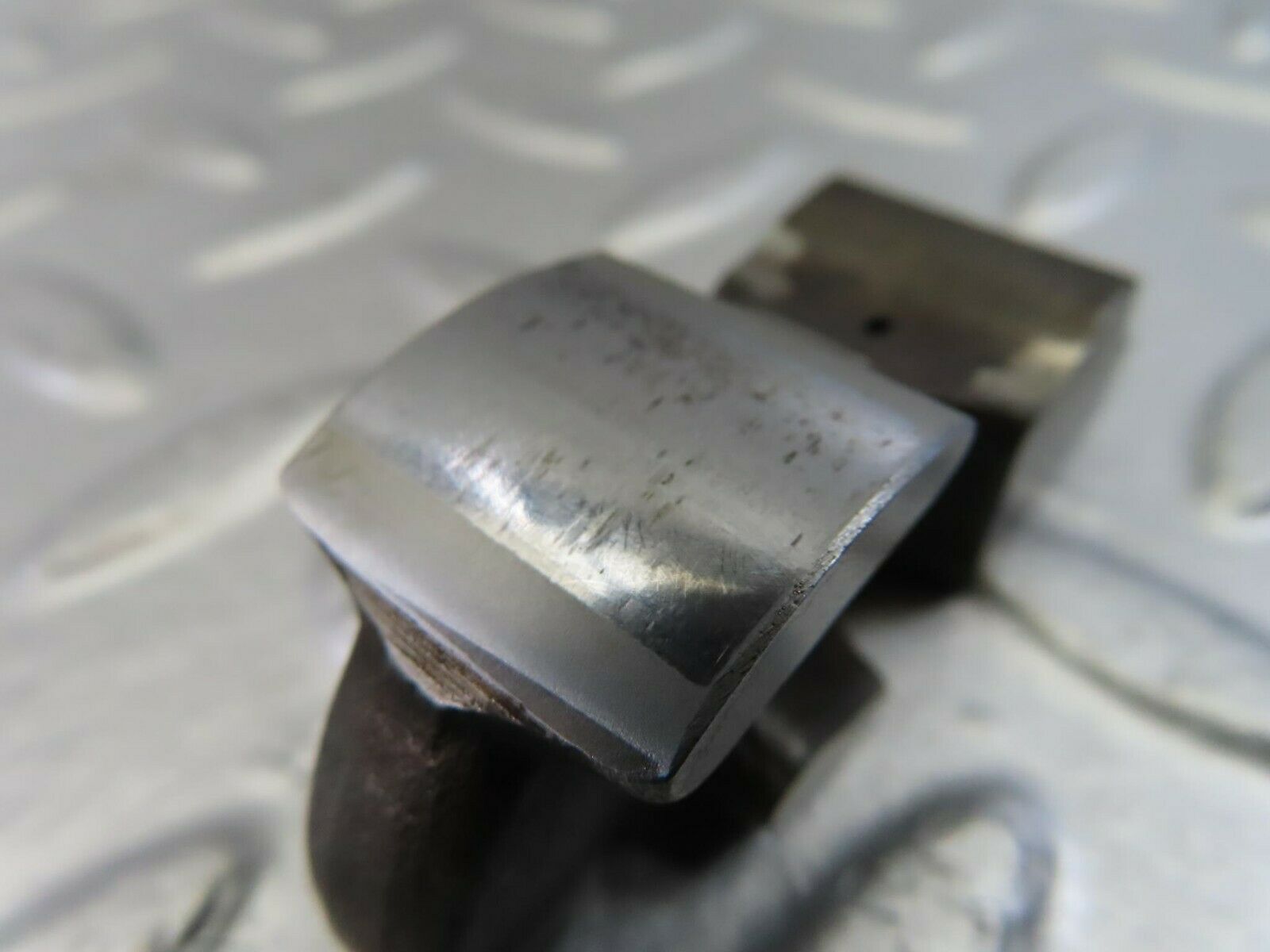 9859 Mercedes-Benz C123 280CE Coupe Valve Rocker Arm With Retaining Spring