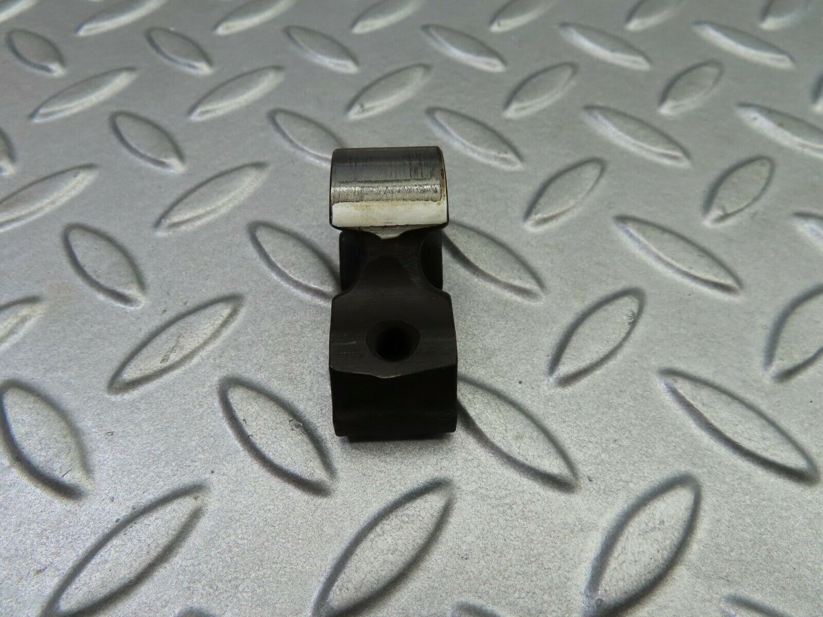 6285 Mercedes-Benz W126 380SE Rocker Arm