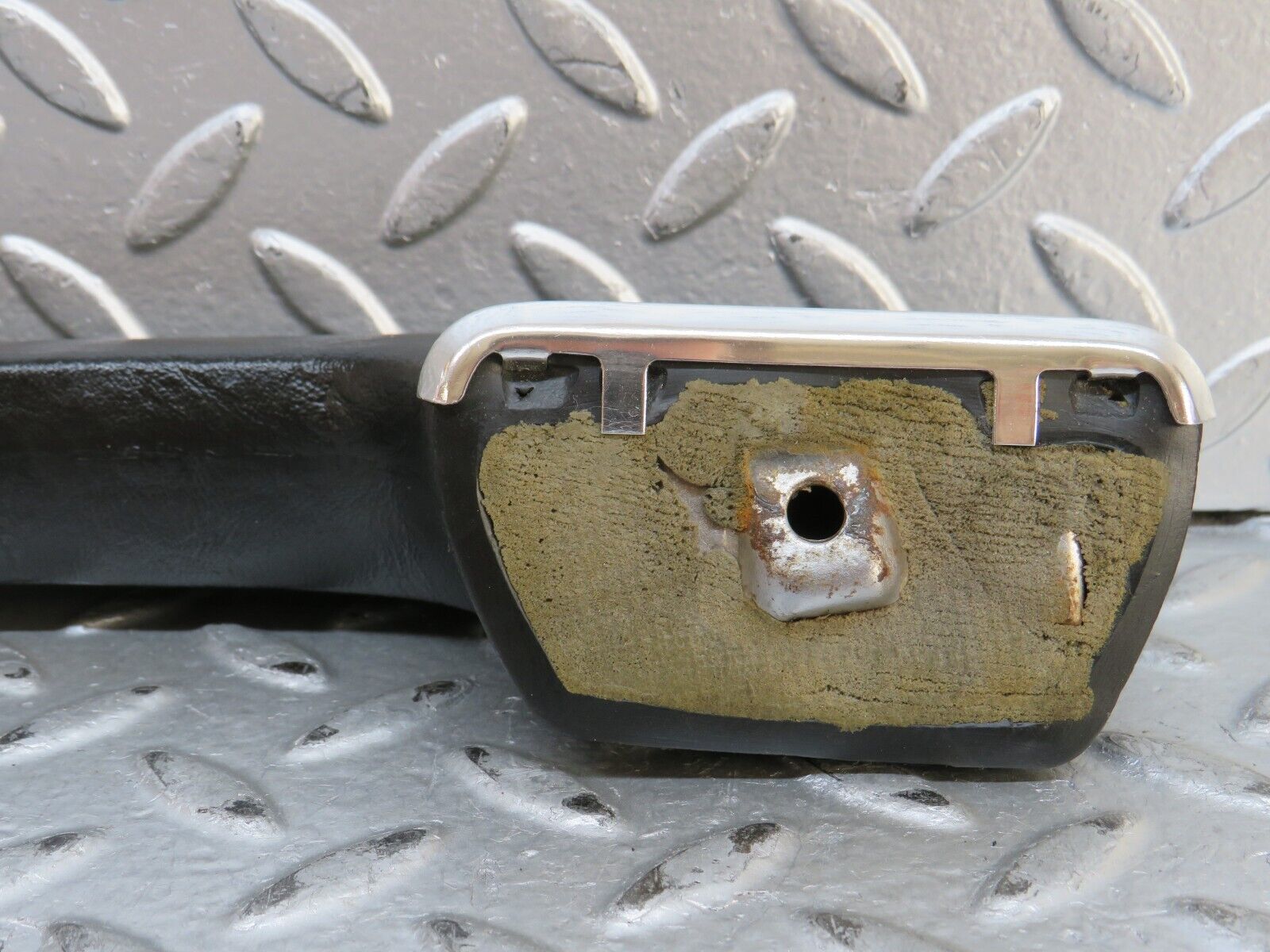 28263 Mercedes-Benz S123 240D Wagon Interior Door Handle Left Black 1239701901