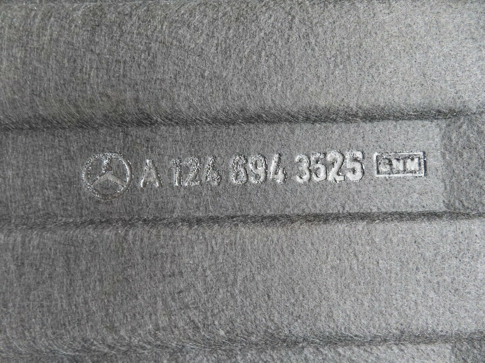 16162 Mercedes-Benz W124 260E Fuel Tank Cover Carpet 1246943525