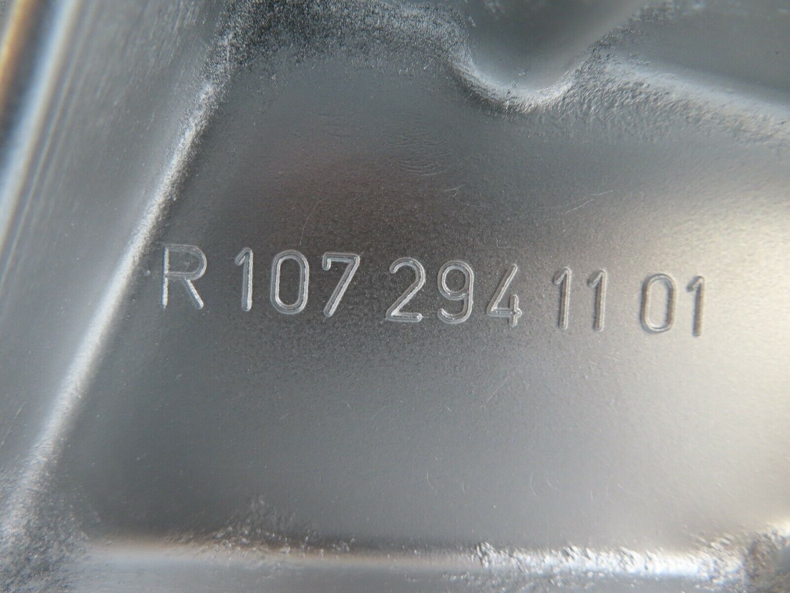 17649 Mercedes-Benz W116 450SEL Brake Pedal Bracket 1072941101