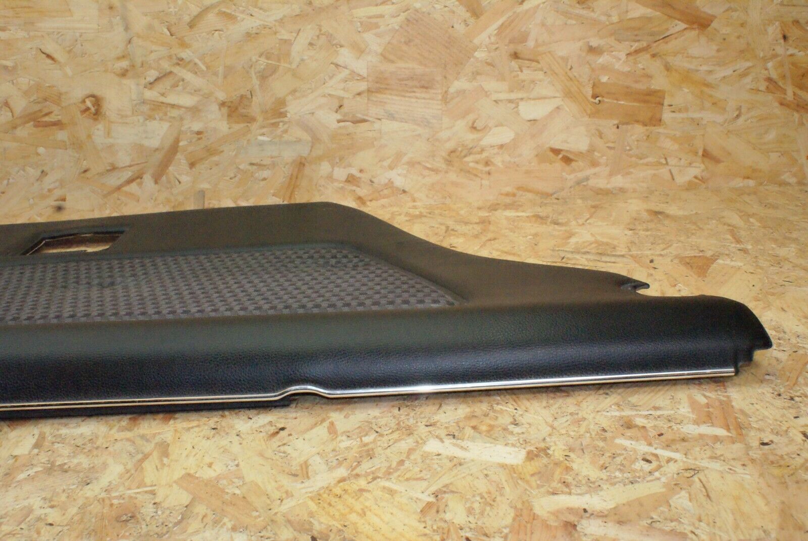 2332 Mercedes-Benz W123 280E Rear Left Door Card
