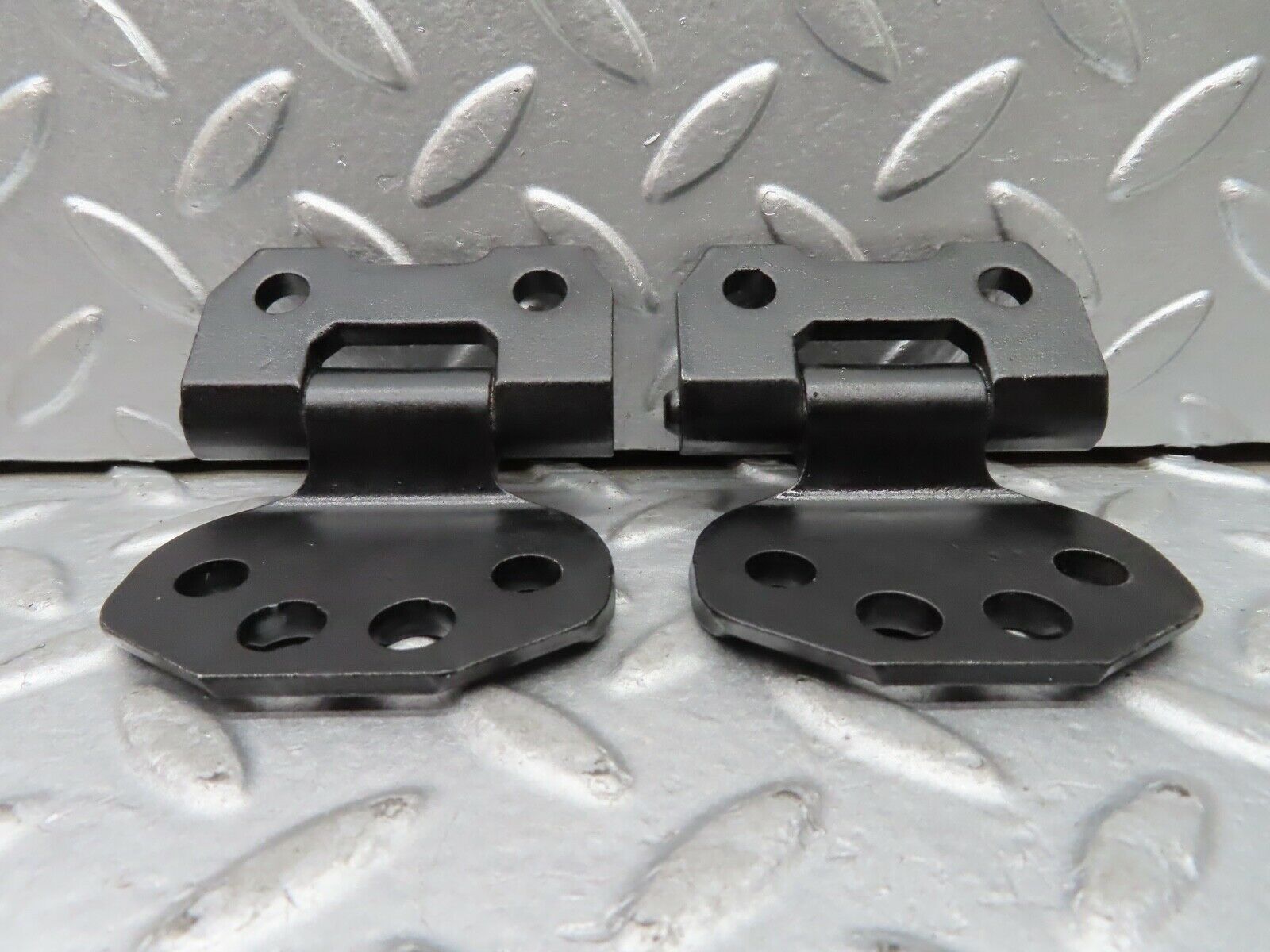 20127 Mercedes-Benz R129 300SL Coupe Left Door Hinges Pair