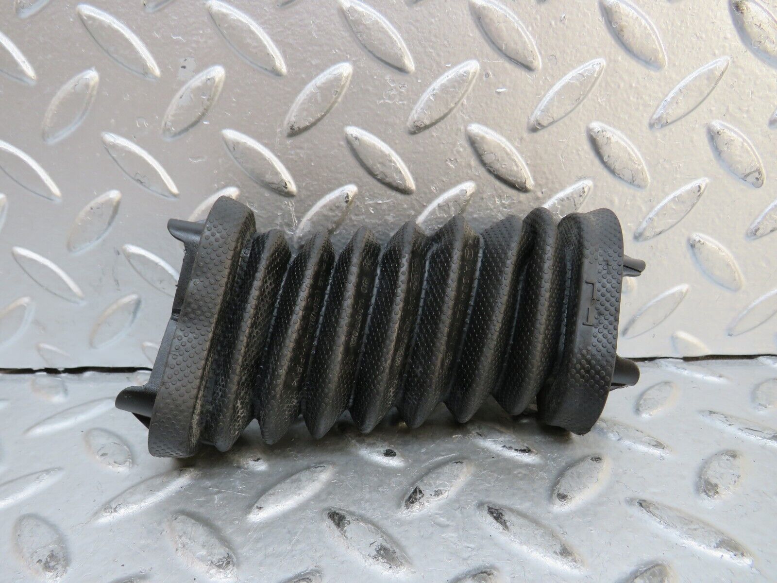 29103 Mercedes-Benz C124 320CE Coupe Harness Protector Rubber 2048210197