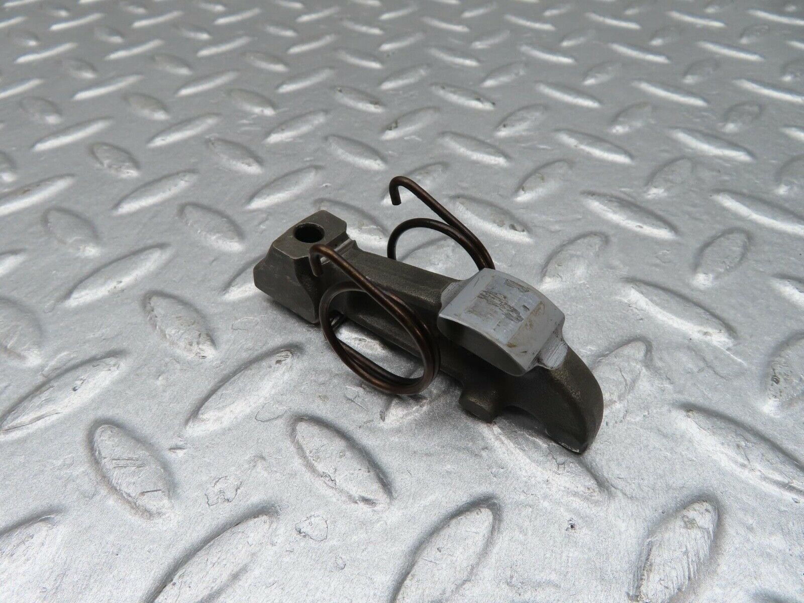 12865 Mercedes-Benz W111 220SE Valve Rocker Arm With Retaining Spring