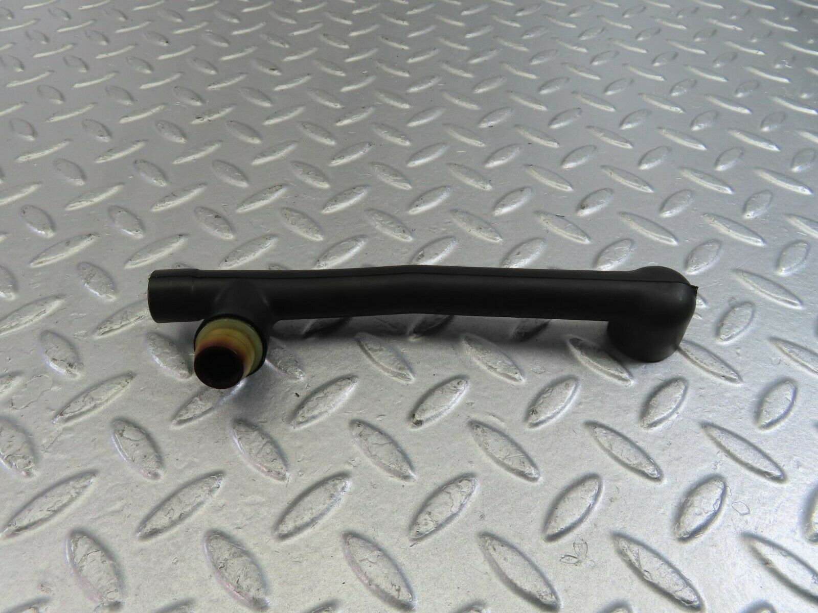 10062 Mercedes-Benz C123 230CE Coupe Crankcase Breather Hose 1020945882