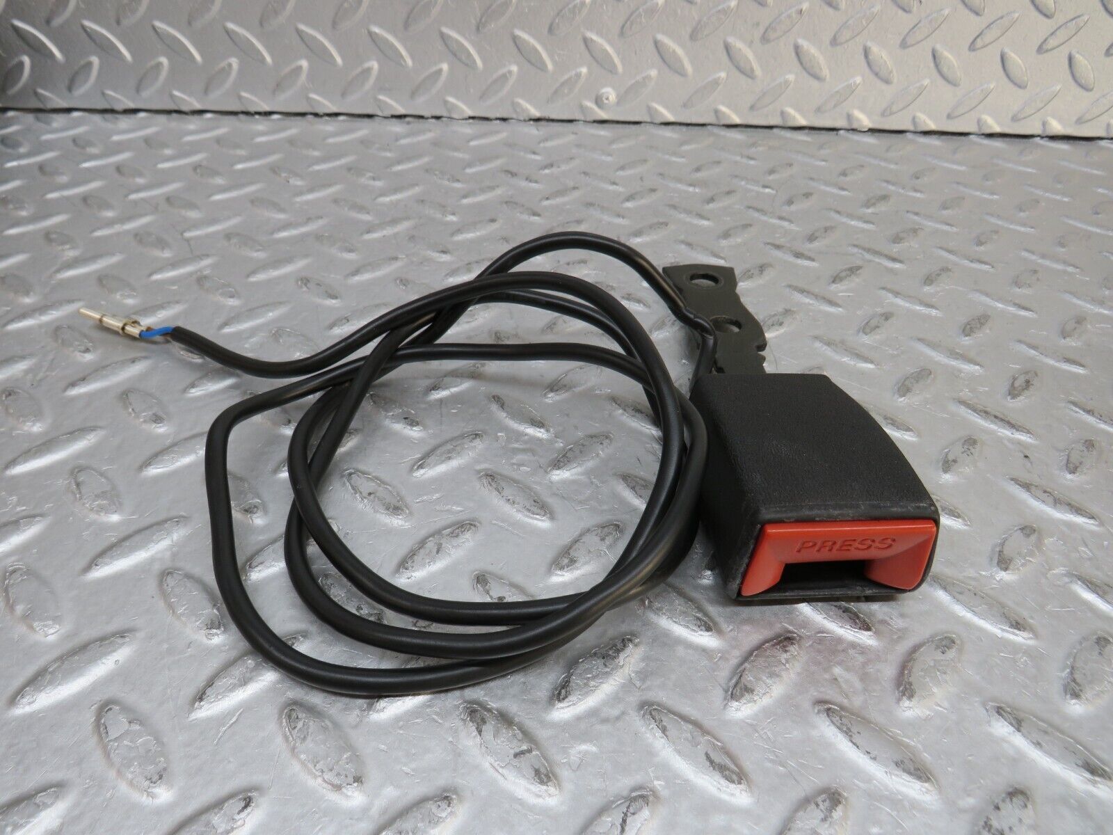 37163 Mercedes-Benz C126 420SEC Coupe Front Right Seat Belt With Buckles 1268806886