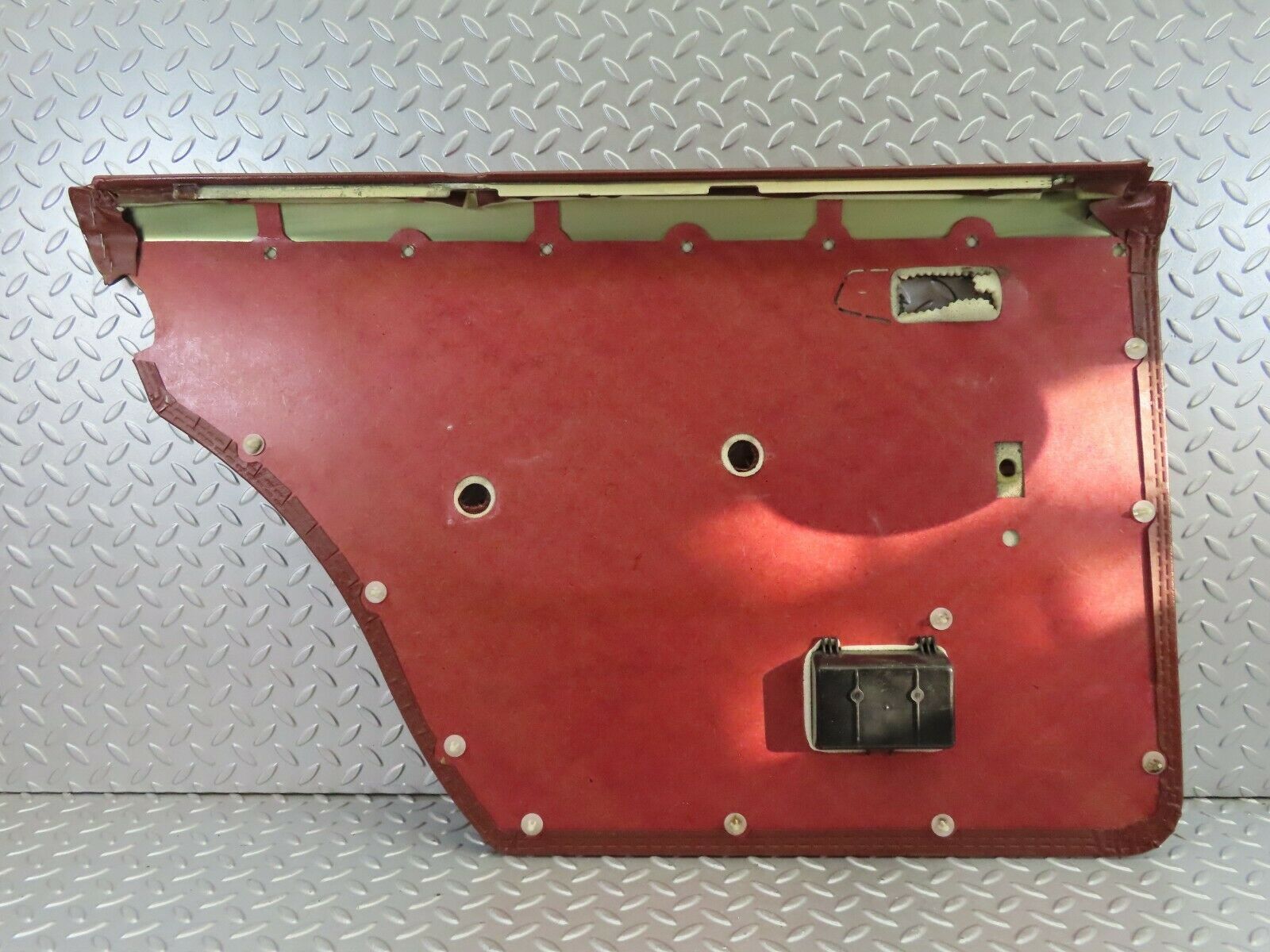 7600 Mercedes-Benz S123 230TE Wagon Rear Right Door Card