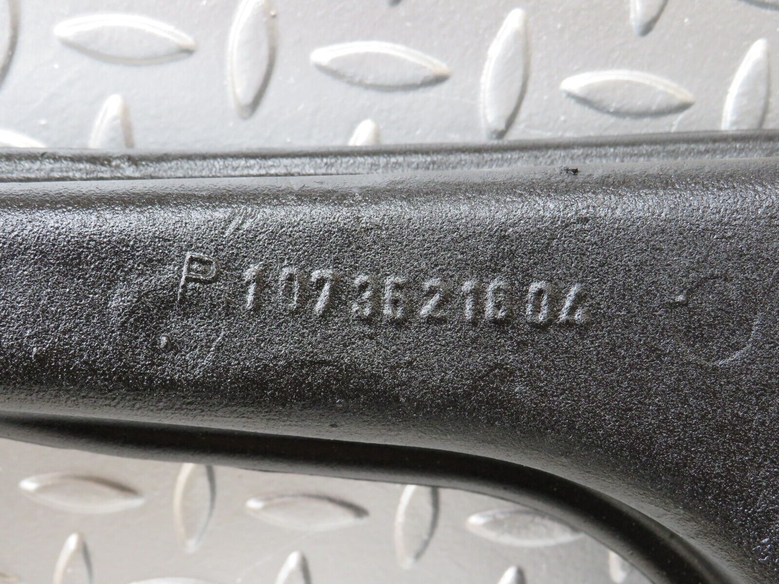 26312 Mercedes-Benz W116 450SE Trailing Arm Control Rear Left 1073521804