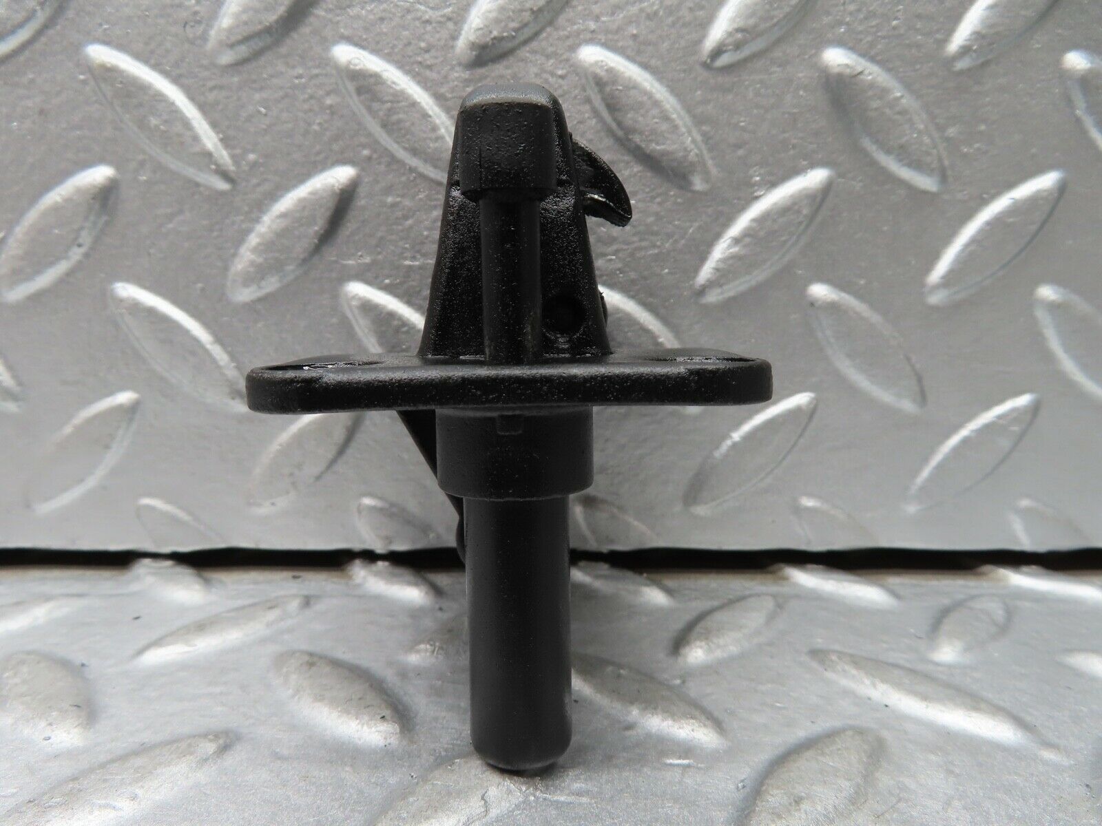 20371 Mercedes-Benz W114 280CE Coupe Bonnet Lock Catch