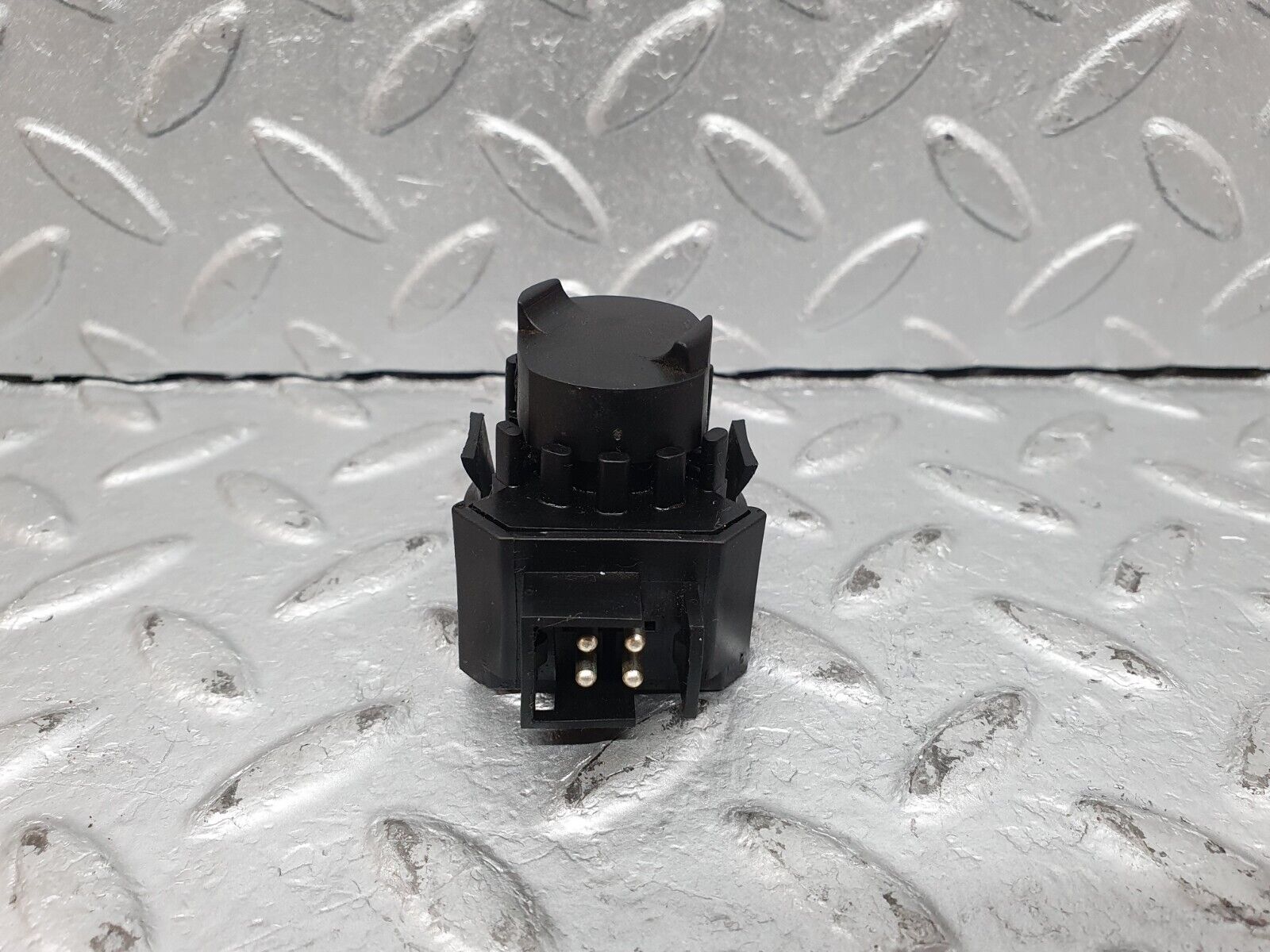 41101 Mercedes-Benz W126 300SE Coupe Kick Down Switch 0025452214