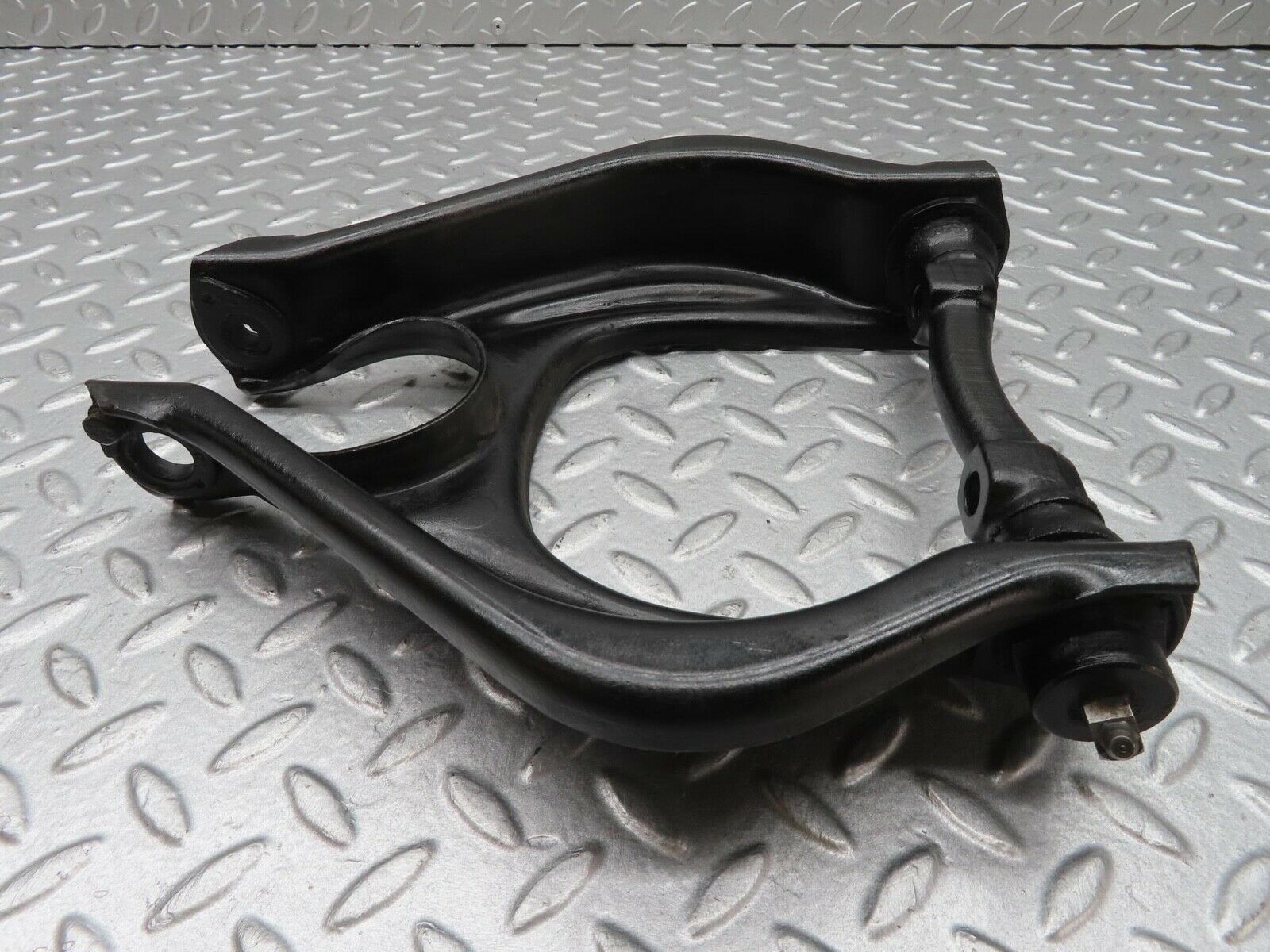 12967 Mercedes-Benz W111 220SE Front Left Upper Control Arm