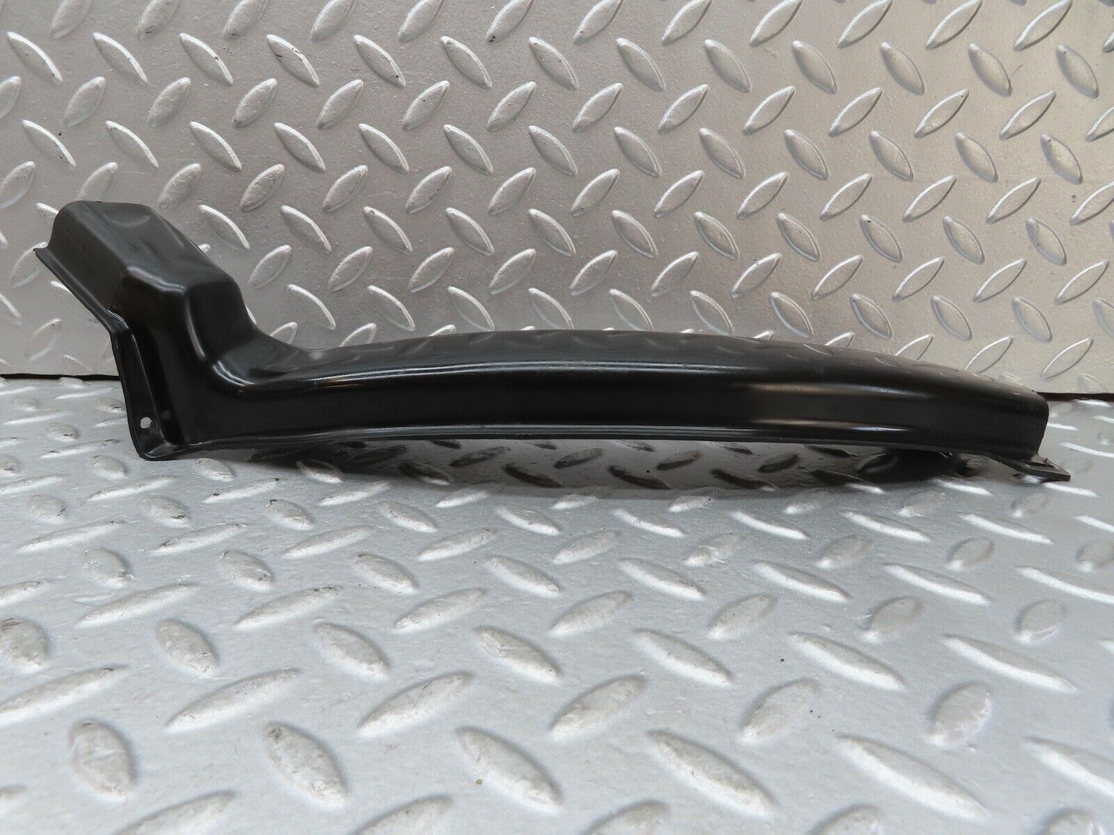 17663 Mercedes-Benz W116 450SEL Rear Left Cable Cover 1168210336