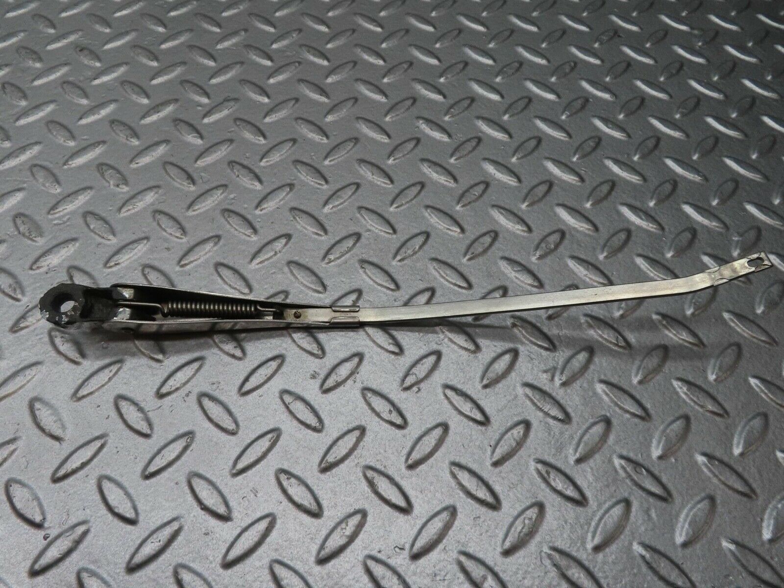 13114 Mercedes-Benz W111 220S Wiper Arm Right Side