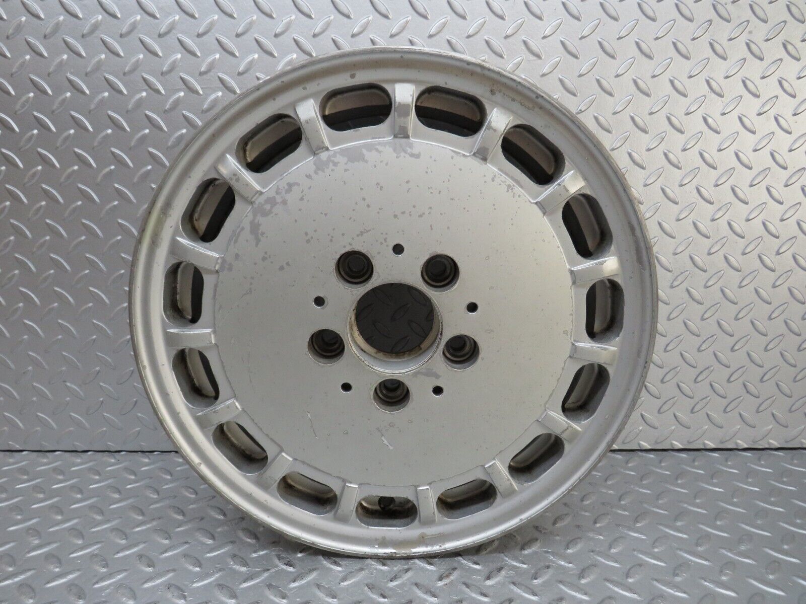 36921 Mercedes-Benz Alloy Wheel 6.5Jx15 H2 ET49 1244001802