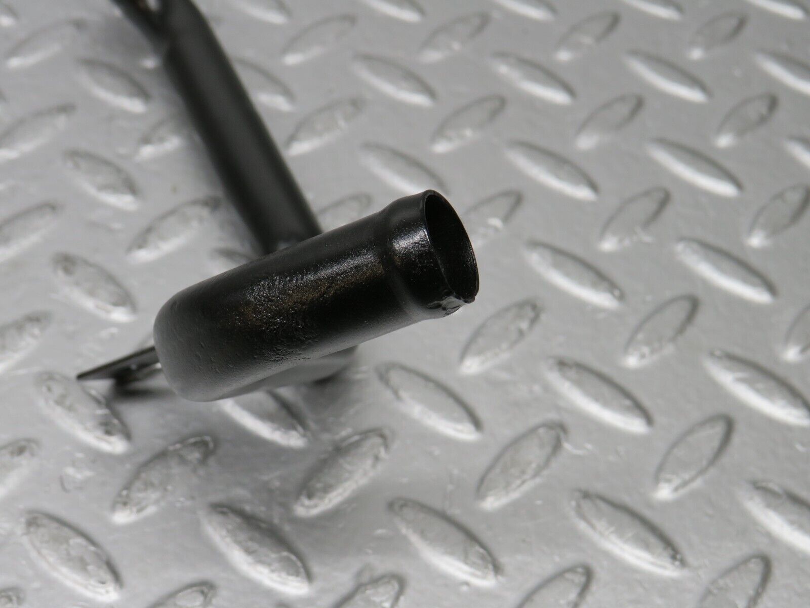 38153 Mercedes-Benz A124 320E Cabriolet Coolant Pipe