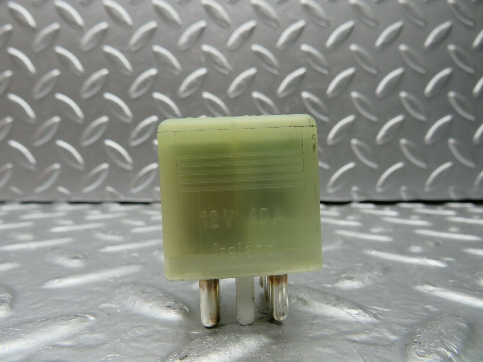 22598 Mercedes-Benz C124 E220 Coupe Door Window Control Relay 0015427819