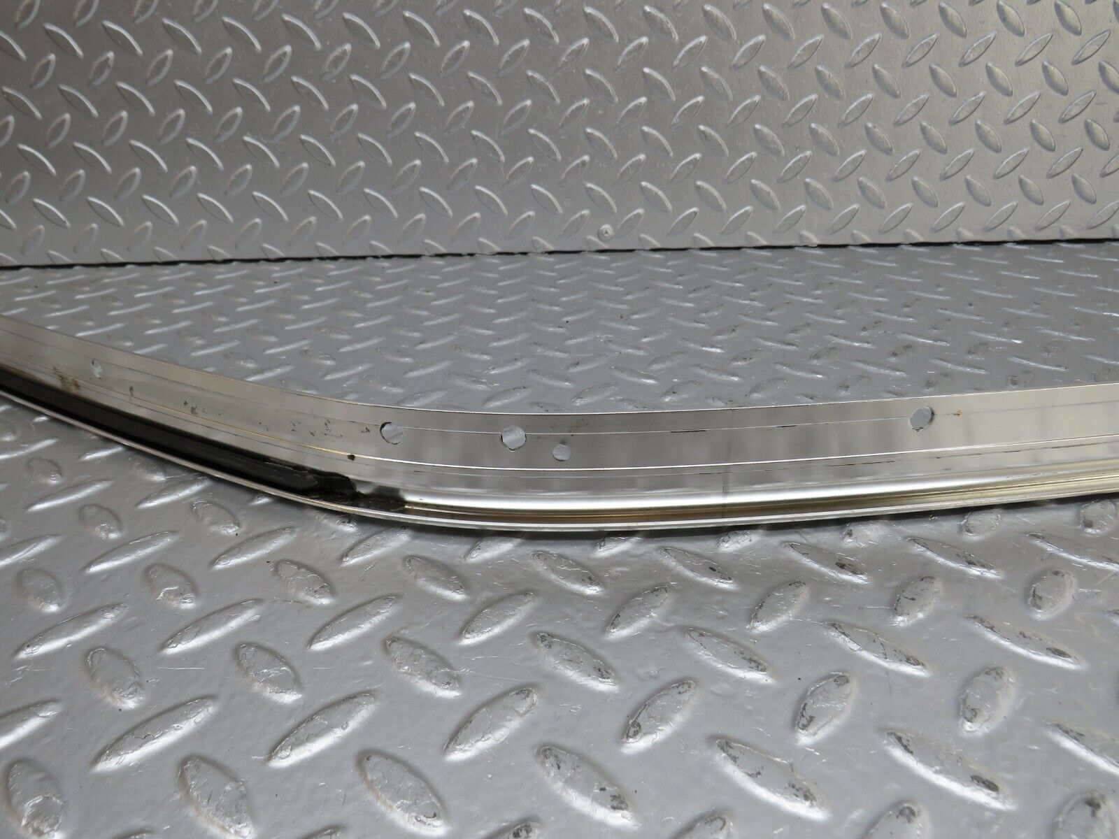 34456 Mercedes-Benz C126 380SEC Coupe Roof Chrome Trim Right Side