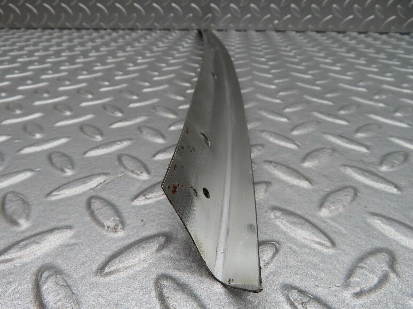 14090 Mercedes-Benz C107 280SLC Roof Chrome Moulding Trim Left Side