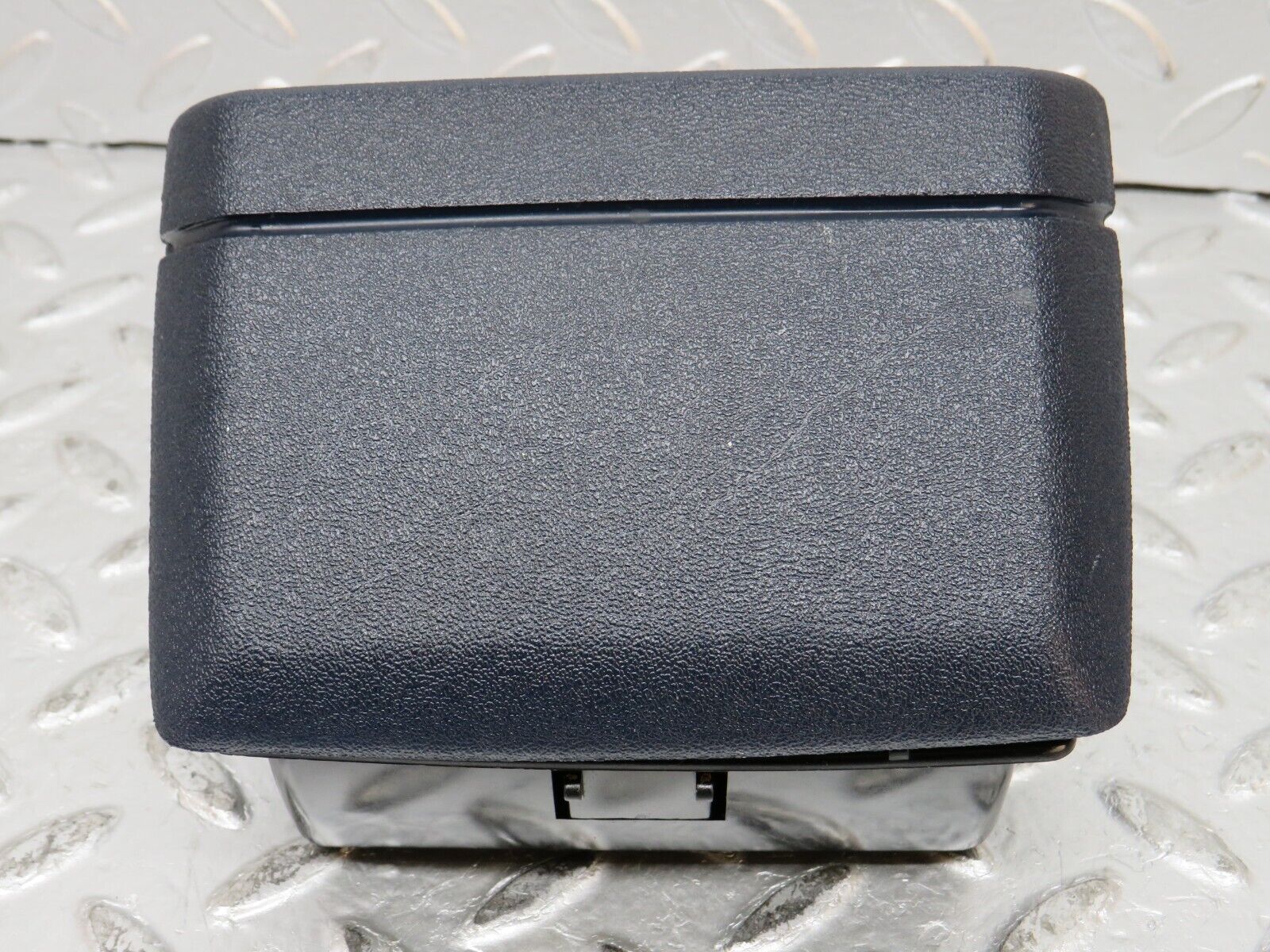 31967 Mercedes-Benz W123 230E Rear Door Ashtray Blue