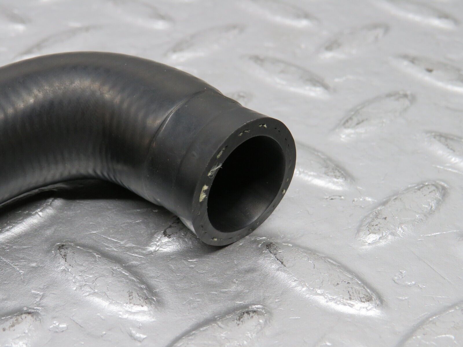 38432 Mercedes-Benz R129 280SL Coupe Heater Coolant Hose Pipe 1298321594