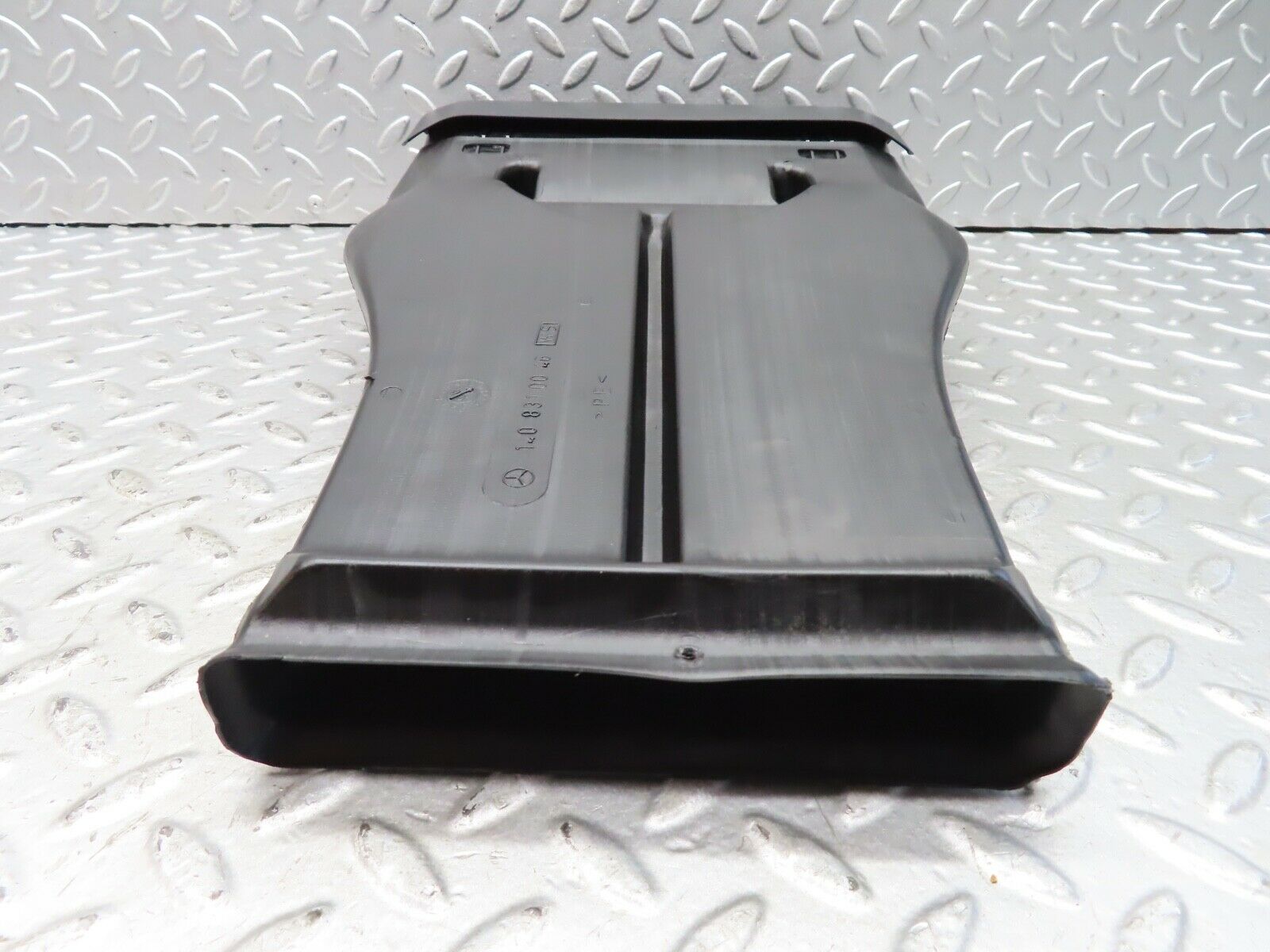 19299 Mercedes-Benz C140 CL420 Coupe Rear Air Duct 1408310046