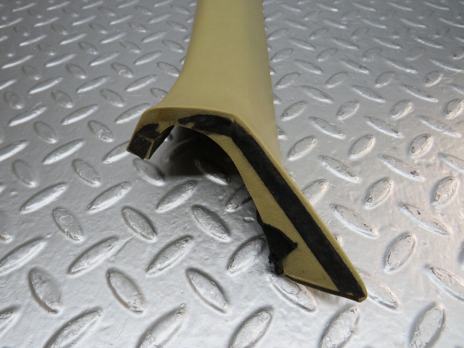 34301 Mercedes-Benz C126 380SEC Coupe A Pillar Cover Left Side Beige