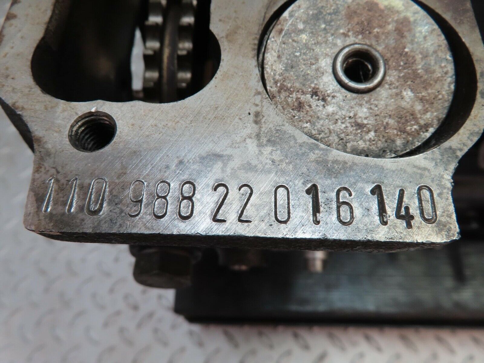 16144 Mercedes-Benz W123 280E Engine Block 1100111101 M110.988