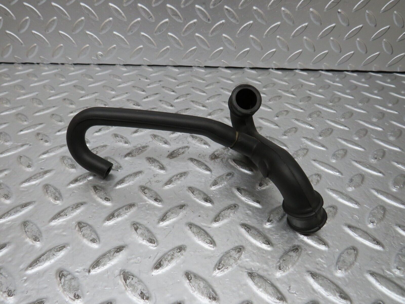 27297 Mercedes-Benz W123 280E Air Intake Pipe 1100944982