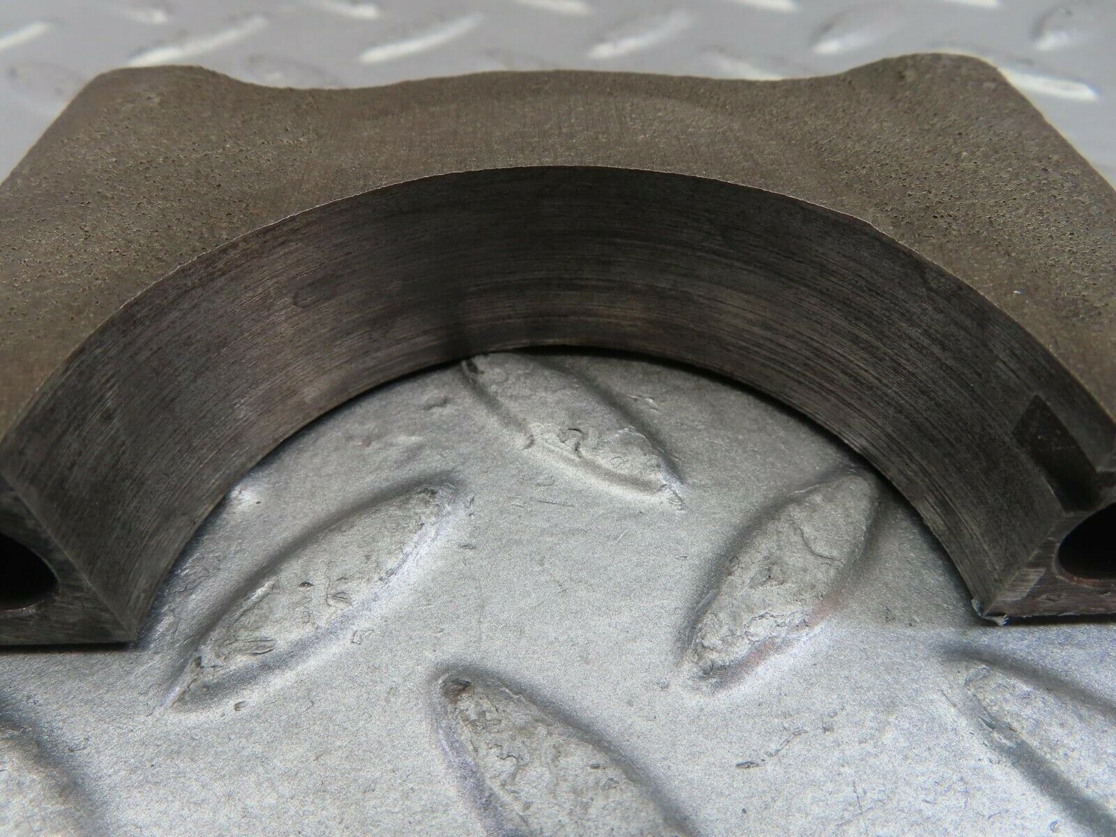 10218 Mercedes-Benz W111 220SE Crankshaft Bearing Holder Block 1800110011