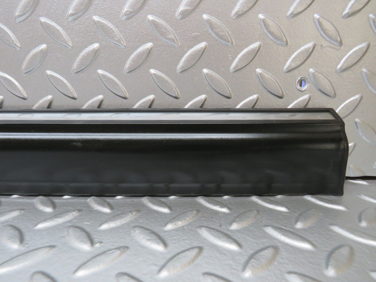 25599 Mercedes-Benz W123 200 Front Left Door Lower Moulding Trim