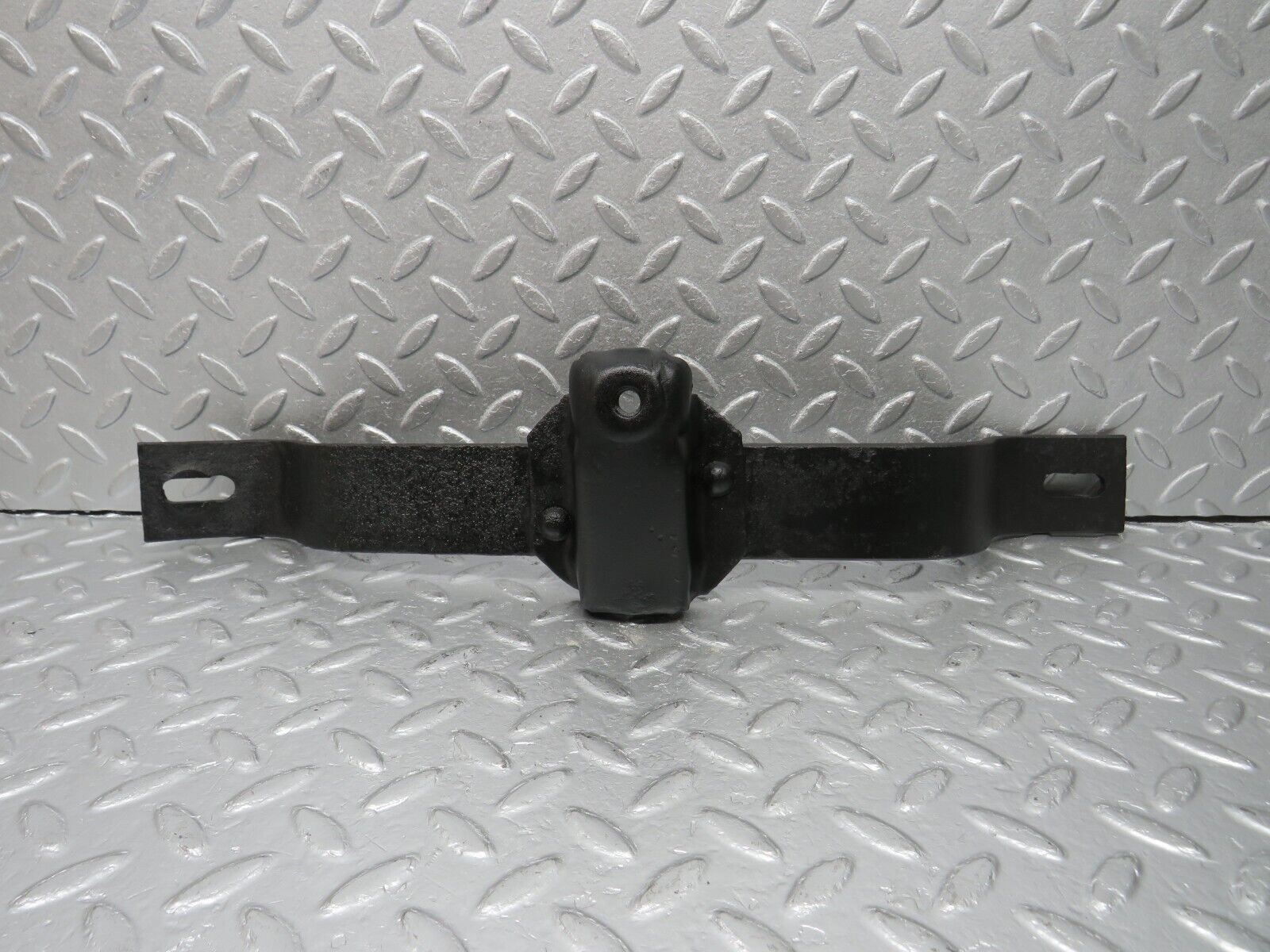 40392 Mercedes-Benz W110 230 Rear Right Bumper Bracket