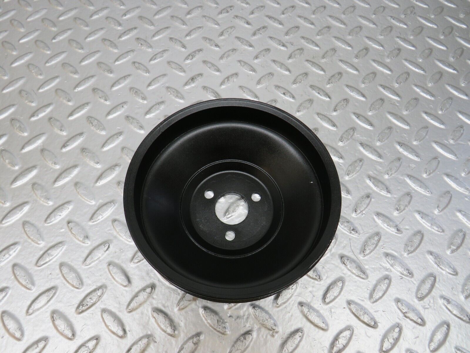 25372 Mercedes-Benz W201 190D Steering Pump Pulley 2014600479