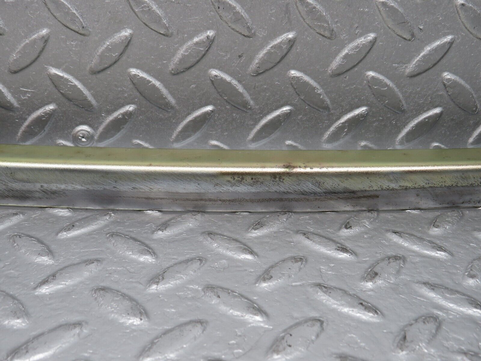 38310 Mercedes-Benz R129 280SL Coupe Front Right Window Channel