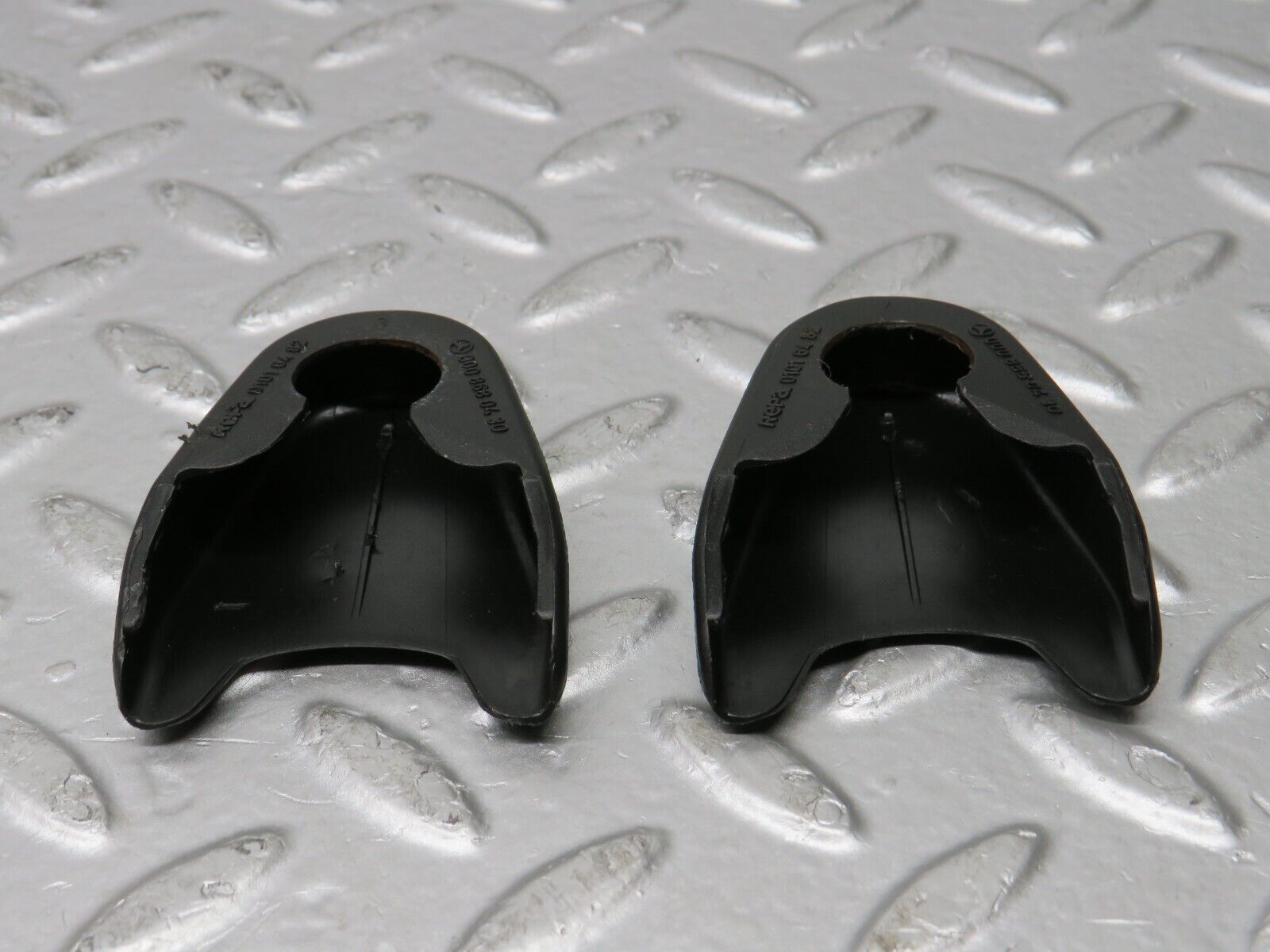 32153 Mercedes-Benz W123 230E Seat Belt Plastic Cap 0008680430