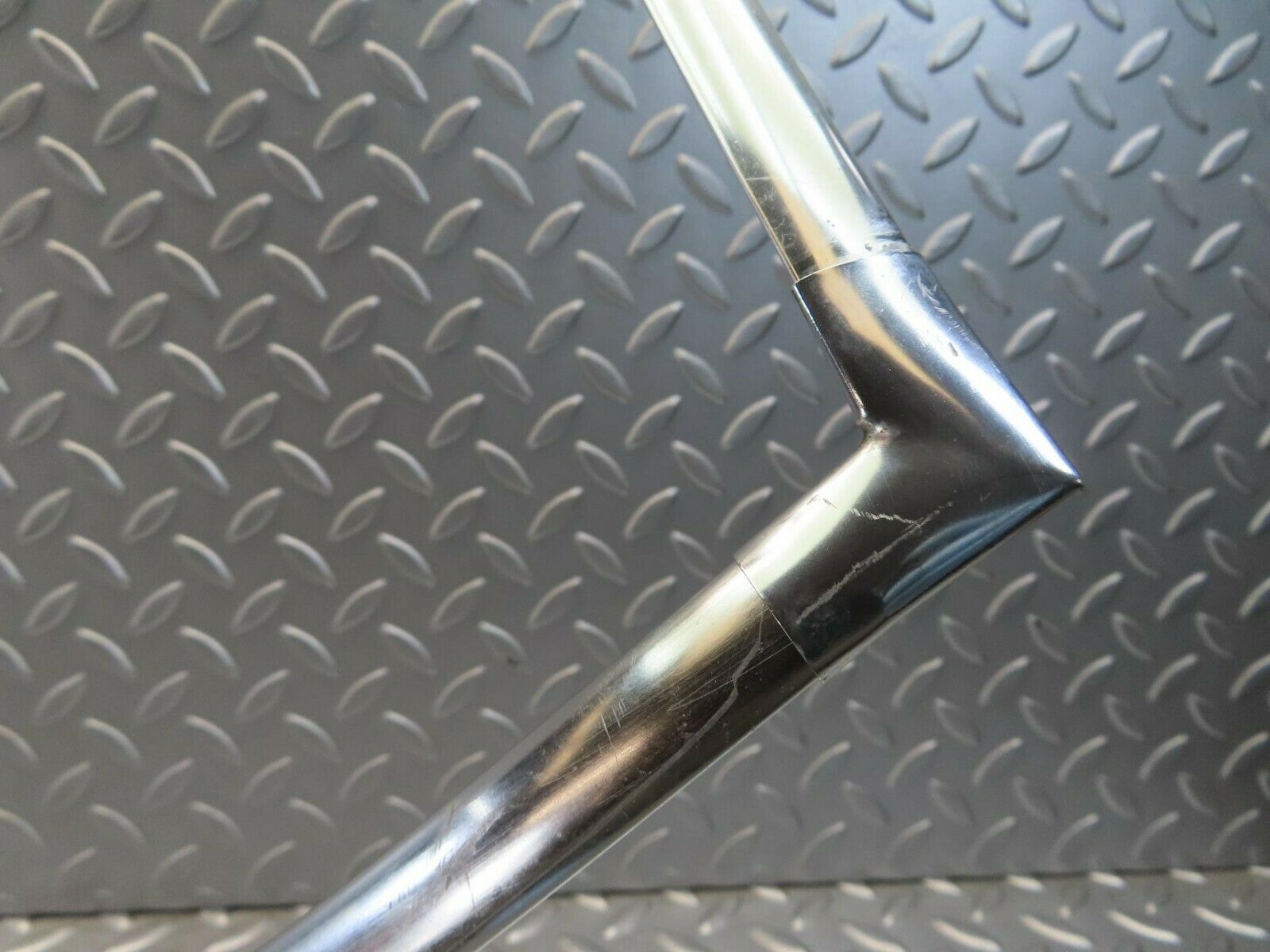 11587 Mercedes-Benz C123 230CE Coupe Front Windscreen Chrome Frame