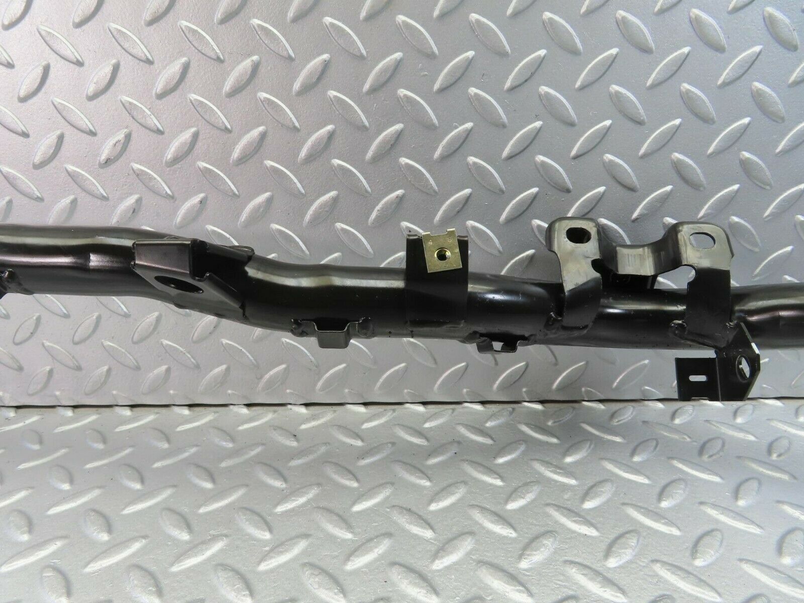 10489 Mercedes-Benz W201 190E Dashboard Bracket