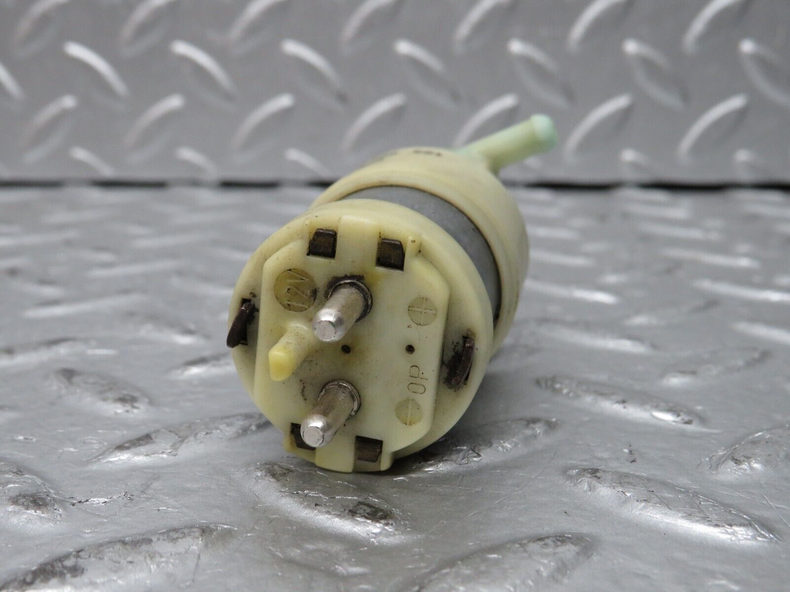 32046 Mercedes-Benz W123 230E Windscreen Washer Pump 1238690021